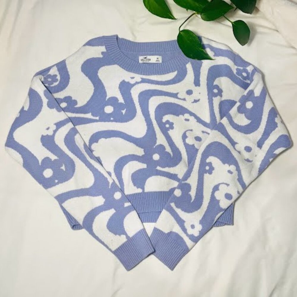 Hollister Purple Flower Swirl Sweater